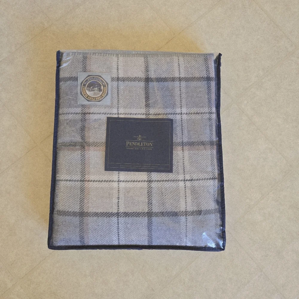 Pendleton Eco-Wise Pearl Plaid Washable 100% Wool Blanket, Twin 66